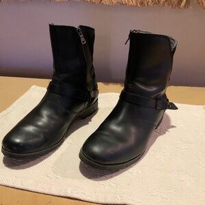 Teva De La Vina WP Leather Boots EUC Size 8.5